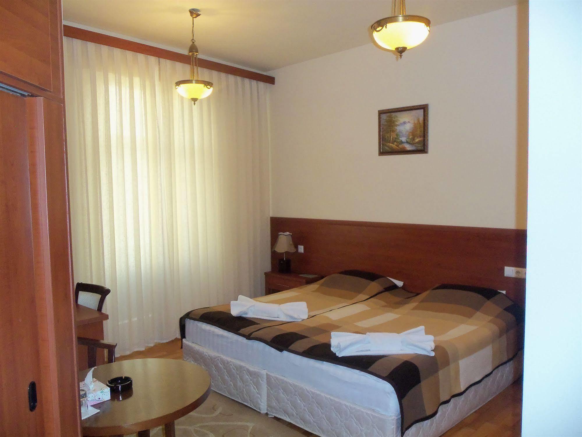 Arpa Yeghegnadzor Exterior photo
